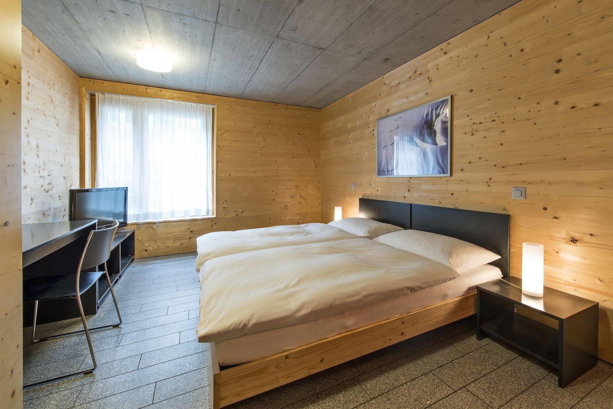 All In One Hotel - Inn Lodge / Swiss Lodge Celerina/Schlarigna Zewnętrze zdjęcie
